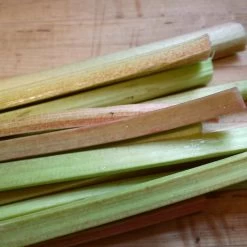 'Victoria' Rhubarb Plant 7 'Victoria' Rhubarb Plant -Outdoor Plant Store VEG0187 3